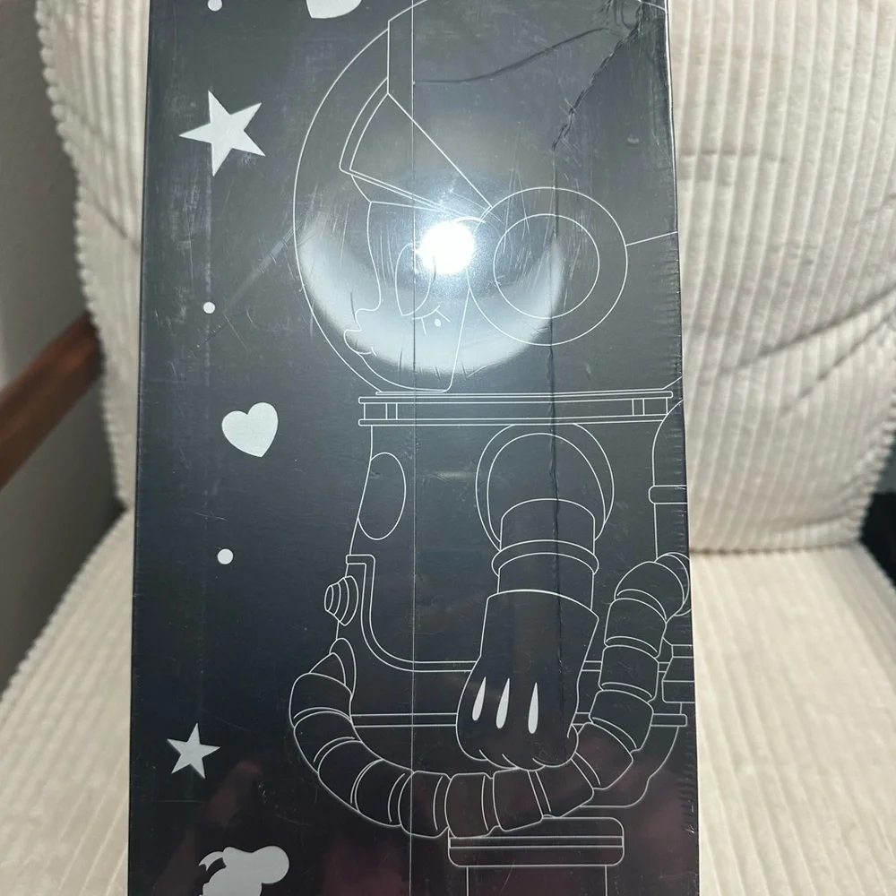 Mega Space Molly 400% - Disney Donald Duck